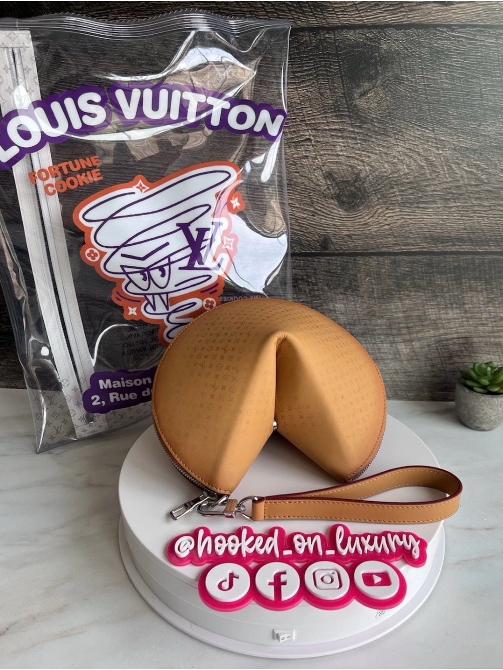 Authentic Louis Vuitton Fortune Cookie Wristlet Handbag Limited Edition Minigram
